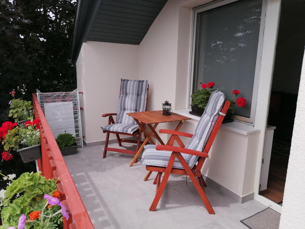 Mimi Vendeghaz Apartment Сиофок Екстериор снимка